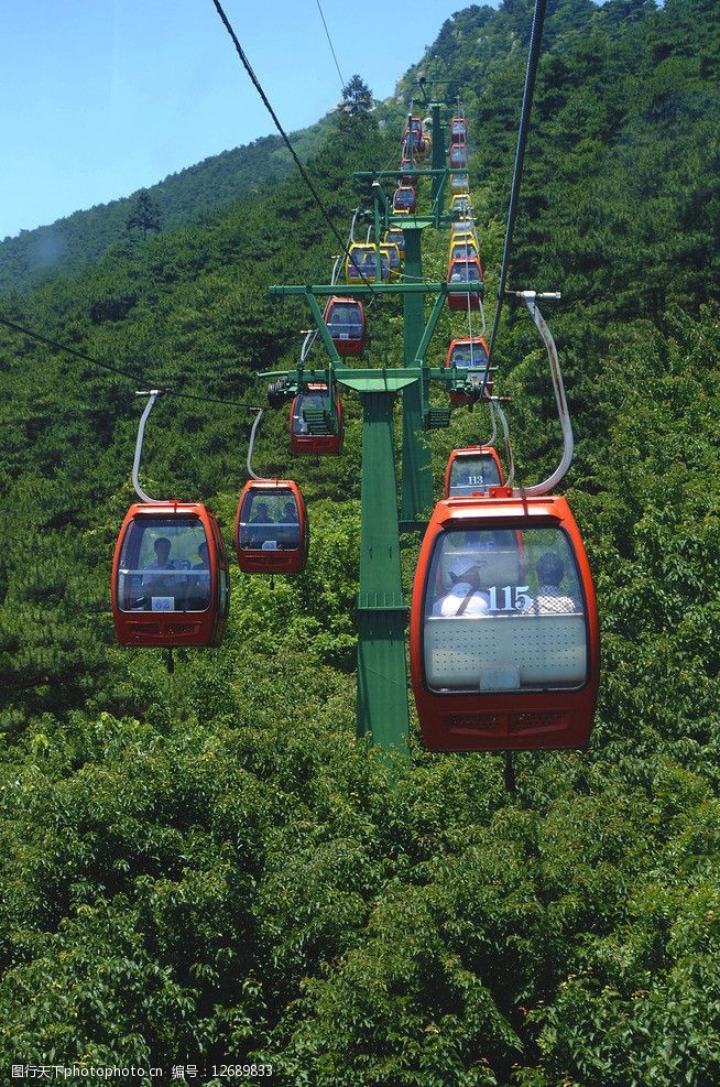 元旦假日有游客被困峨眉山顶？景区：无人被困酒店过夜者为爬山客