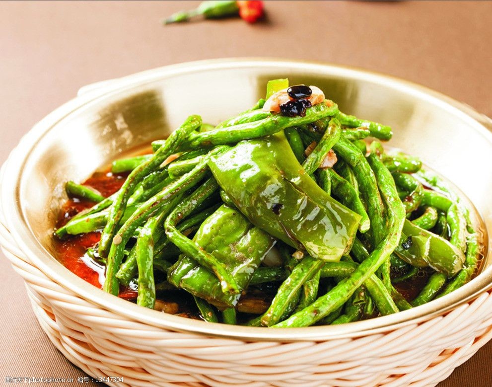 大盆豆角辣椒图片