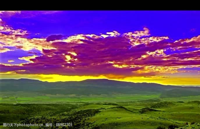草原晚霞风景画视频