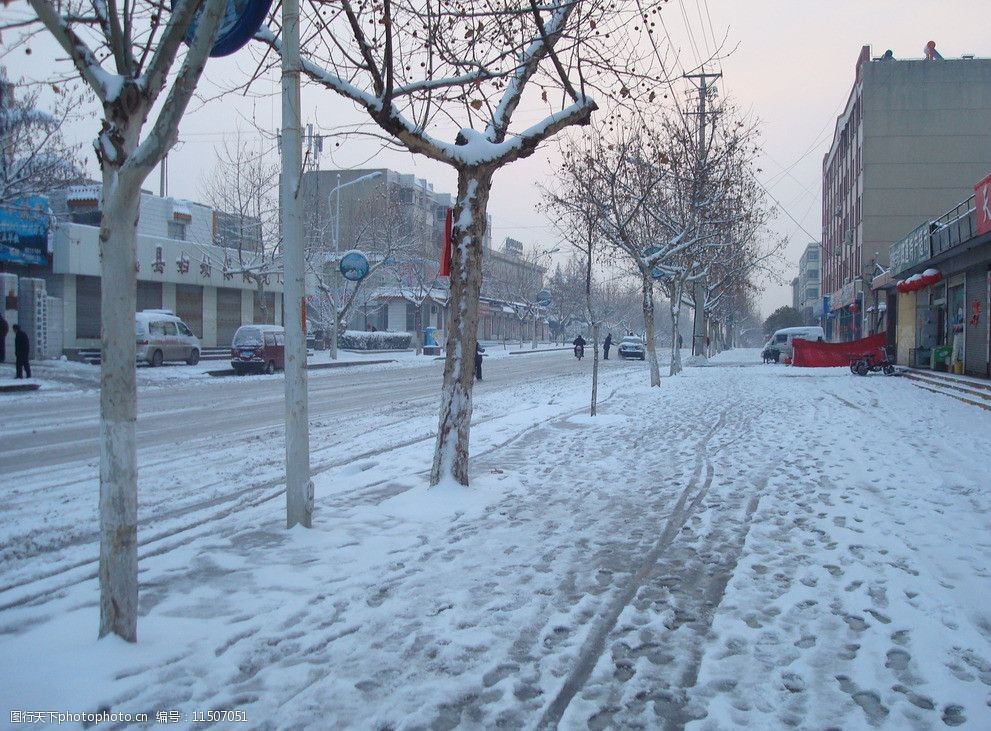 雪景街道图片