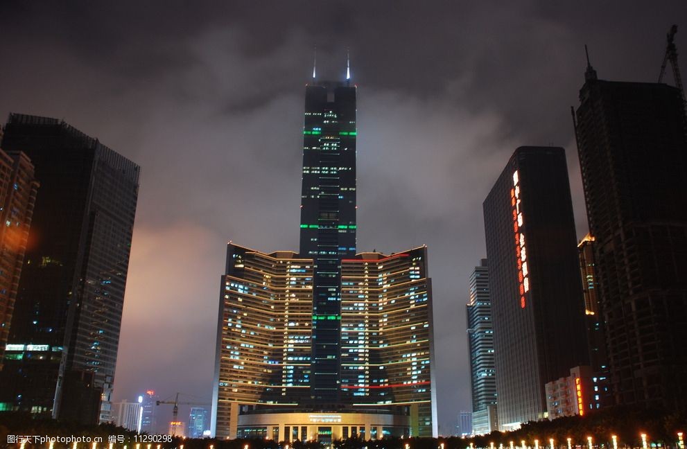 广州中信广场夜景图片
