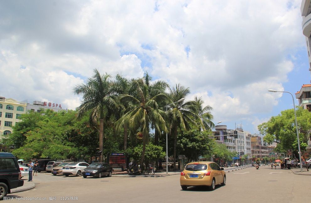 关键词:琼海市街景 琼海 琼海市 海南 街景 市区 城市 摄影 旅游