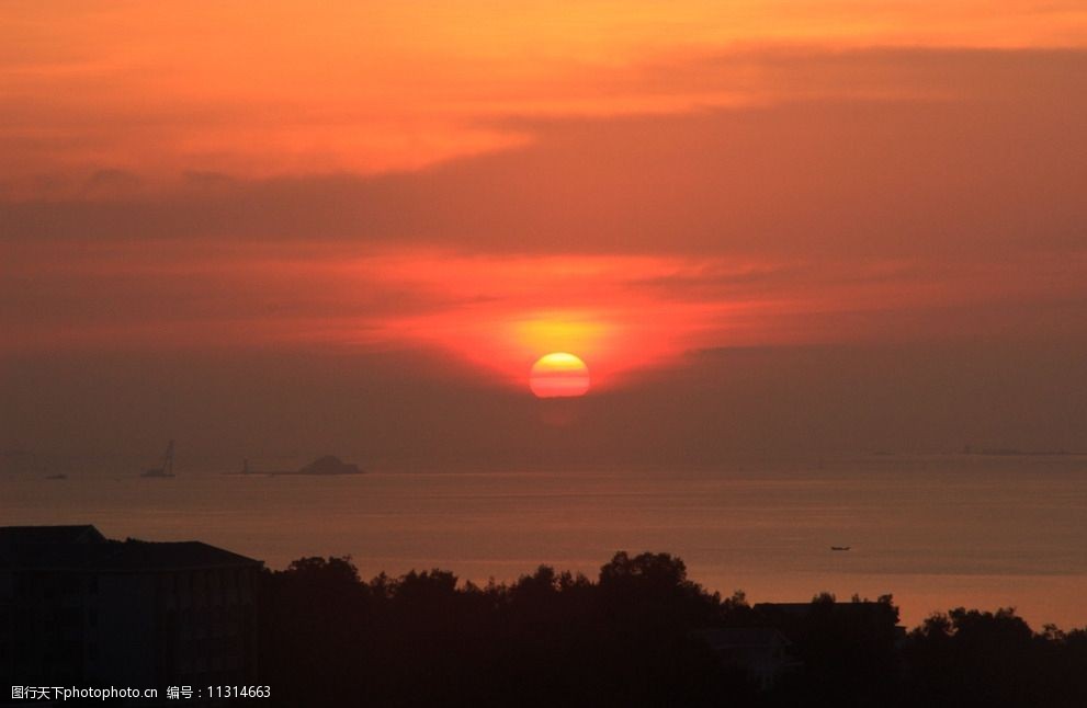 关键词:旭日东升 厦门 日出 大海 旭日 海边 自然风景 自然景观 摄影