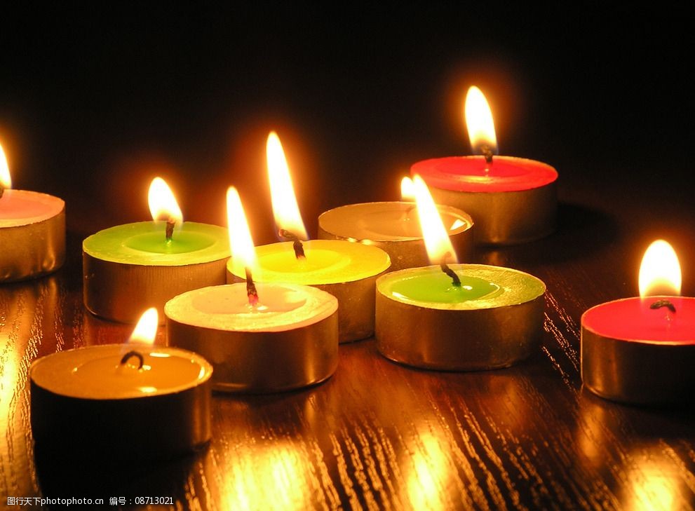 关键词:祈福蜡烛 蜡烛 祈福 希望 祈祷 祝福 生活素材 生活百科 摄影