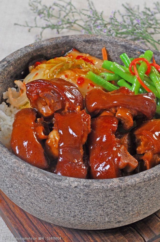 石锅五香猪脚图片