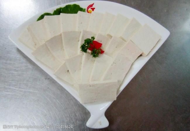火锅涮菜豆腐图片