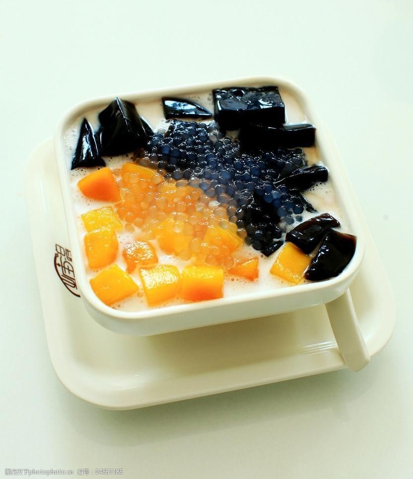 椰汁芒果凉粉捞图片