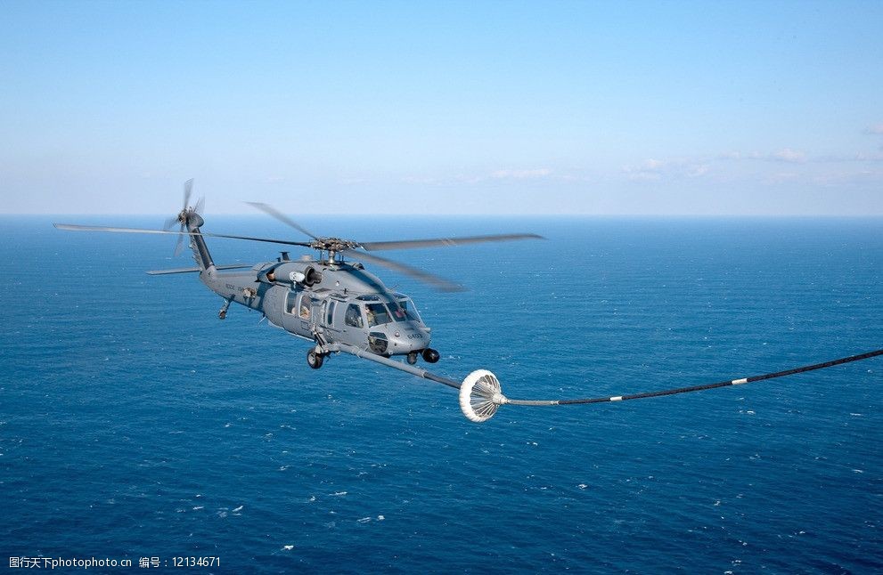 美国铺路鹰直升机图片