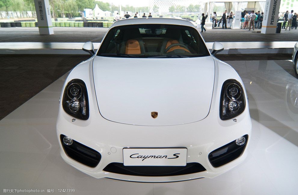 关键词:保时捷 汽车 跑车 白色 车展 交通工具 现代科技 摄影 300dpi