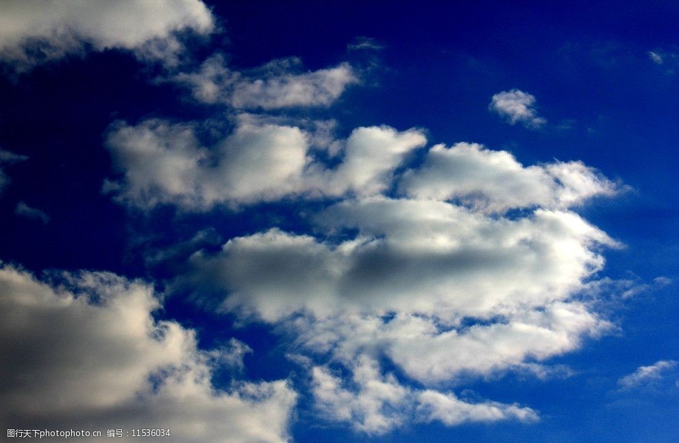 北京初雪后的天空图片图片-图行天下图库