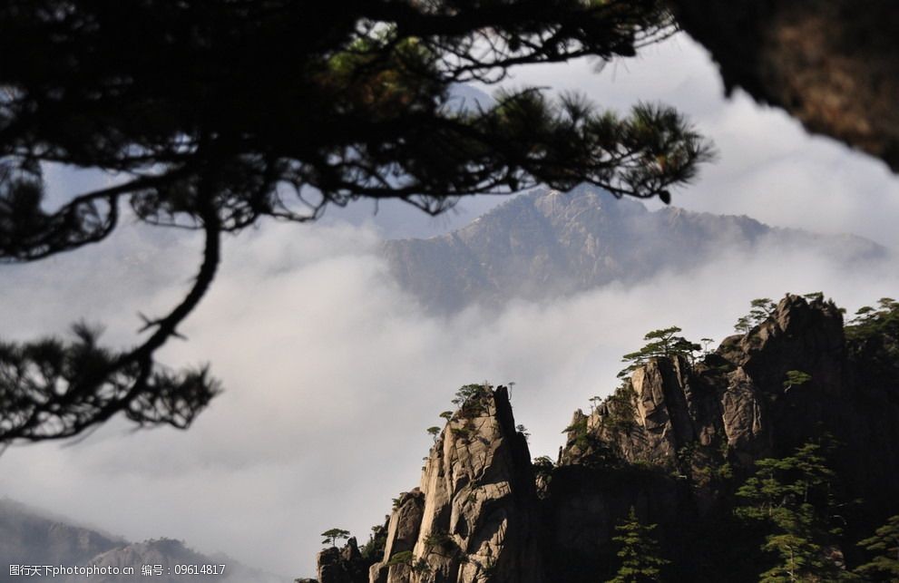 關鍵詞:黃山美景 安徽 黃山 雄偉 陽光明媚 壯麗 奇山怪石 風景名勝