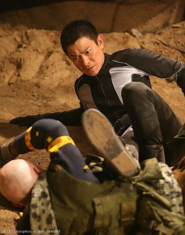 未来警察剧照刘德华图片