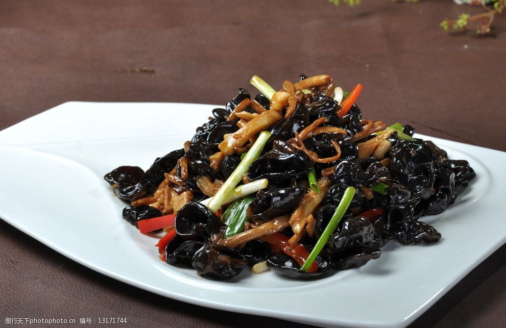 茶树菇炒木耳图片
