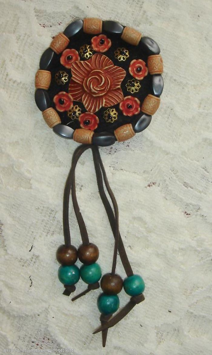 关键词:钉珠免费下载 服装图案 花纹 免费下载 圆形 钉珠 潮流装饰