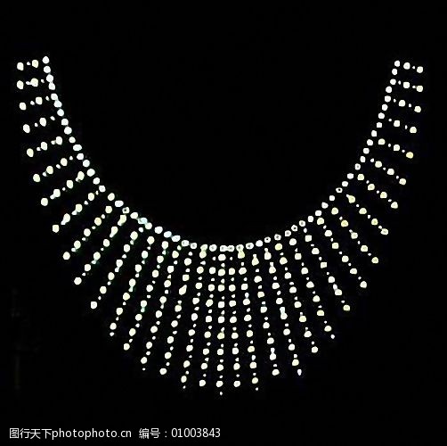 关键词:烫钻免费下载 服装图案 免费下载 烫钻 领边 面料图库 服装