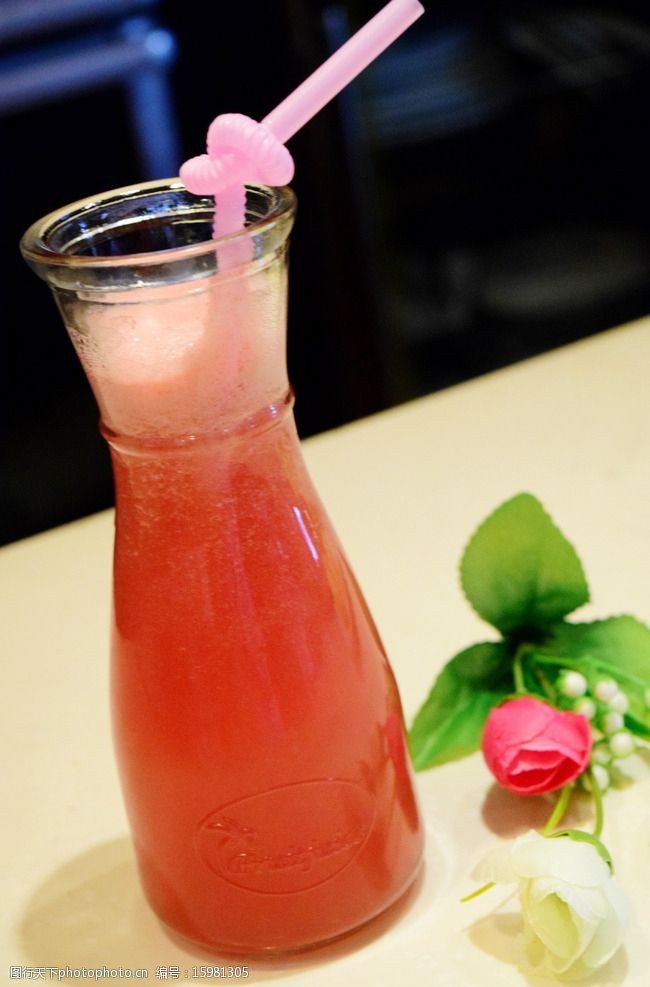 西瓜汁饮料甜品图片