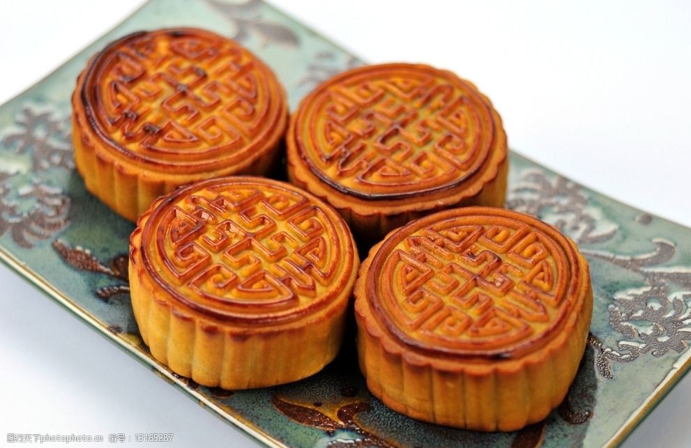 关键词:中秋月饼 中秋 月饼 莲蓉 五仁 节日 小吃 传统美食 餐饮美食
