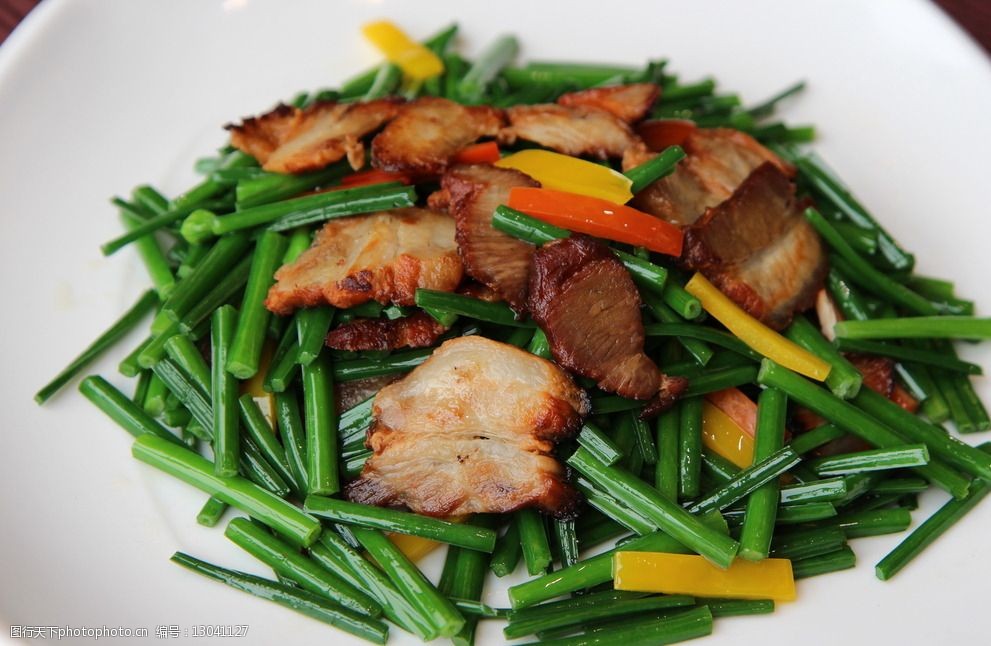 韭菜花炒叉烧图片